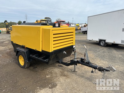 2004 Atlas Copco XAS186DD Mobile ضاغط هوائي (Inoperable)