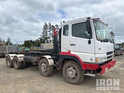 2010 Mitsubishi Shogun 8x4 Twin-Steer Nutzkraftwagen