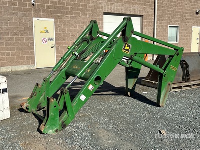 John Deere 740 Osprzęt do ładowacza czołowego
