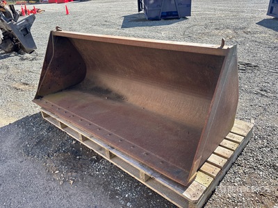 John Deere 92 ft Tractor Bucket