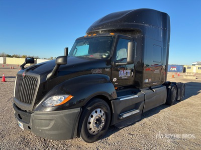 2021 International LT625 6x4 Sleeper Truck Tractor