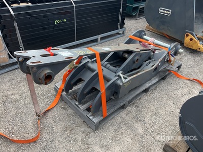 25 in Thumb PL80QH-048 機械の付属品 - Fits Doosan (Unused)