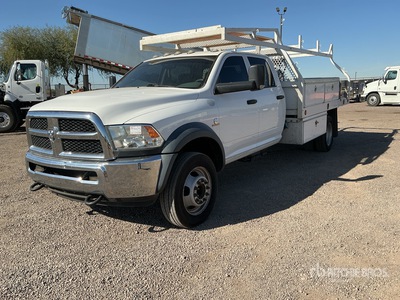 2018 Ram 4500 4x2 Crew Cab Pritsche-Lkw