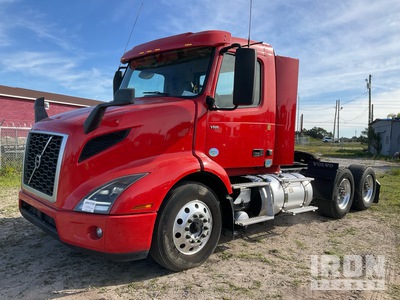 2022 Volvo VNR 6x2 T/A Day Cab Truck Tractor