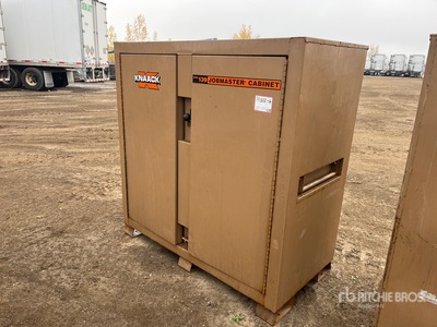 Knaack 139 Job Site Box