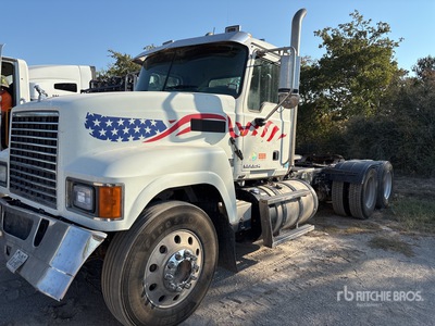 2014 Mack CHU613 6x4 Cabina per trattore stradale