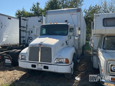 Kenworth T300 Van Truck