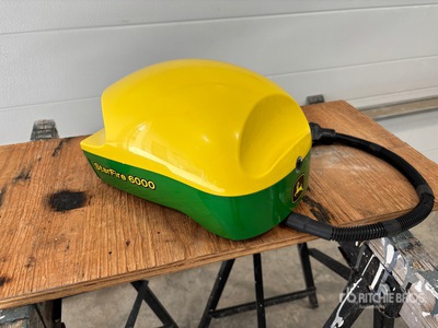 John Deeer StarFire 6000 GNSS Receiver