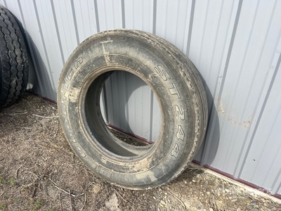 BF Goodrich 275/80R22.5 Pneus
