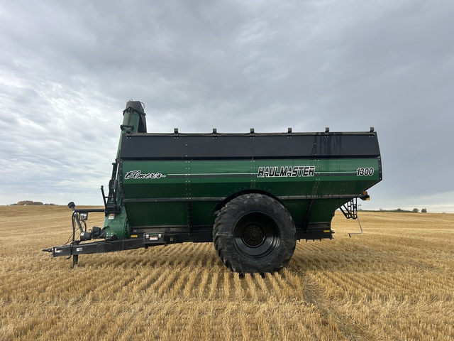 2019 Elmers Haulmaster HM1300 bu Haulmaster Grain Cart 2019 Elmers Haulmaster HM1300 bu Haulmaster Grain Cart
