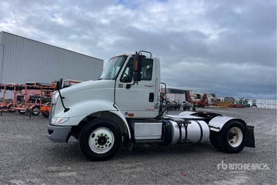 2014 International 8600 S/A Day Cab Truck Tractor