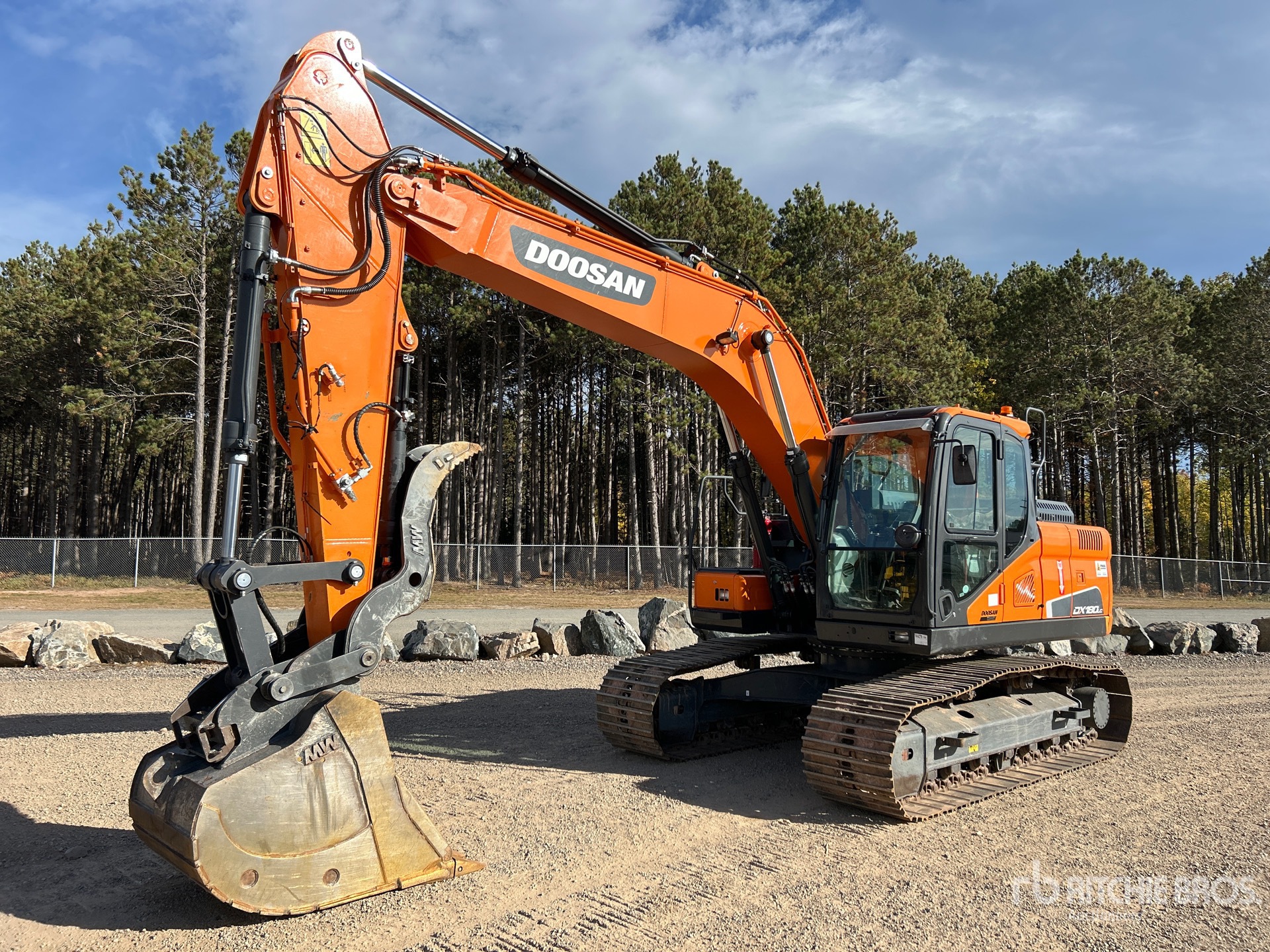Doosan DX180LC-5 Tracked Excavator