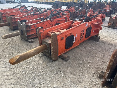 NPK E-240A ブレーカー