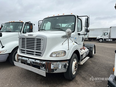 2016 Freightliner M2 112 4x2 Cabeza Tractora Cabina Corta (Inoperable)