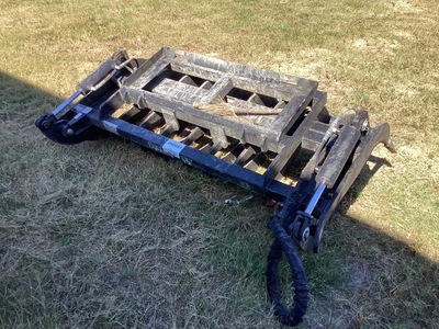 Armstrong BGR72-11 Ag Tractor Grapple トラクター　その他のアタッチメント (Inoperable)