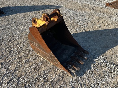 2006 John Deere AT192015 24 in Digging Backhoe Rear Bucket