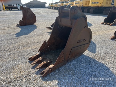 Esco XDP 36 in Digging Excavator Bucket - Fits Komatsu PC400