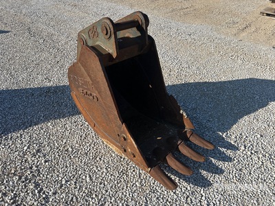 Esco HDP 24 in Digging Cazo para excavadora - Fits Komatsu PC138