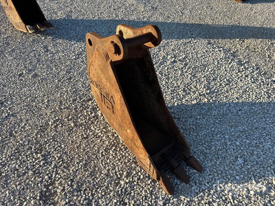 2006 Tag 12 in Digging Backhoe Rear Bucket