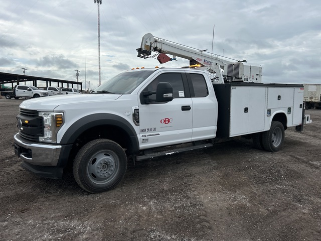 2019 Ford F-550 XL 4x4 Extended Cab Service Truck 2019 Ford F-550 XL 4x4 Extended Cab Service Truck