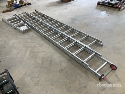 Quantity of (3) Aluminum Ladders Varios, tienda, almacen, consumidor