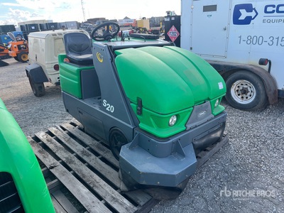 2019 Tennant S20 Ride-On Floor Sweeper