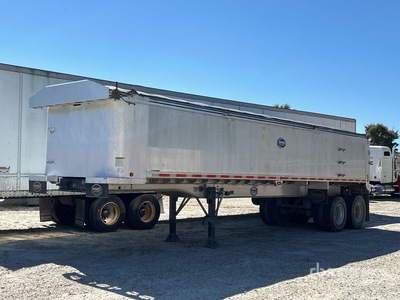 2016 MAC 34 ft T/A End Dump Trailer