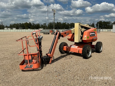 2018 JLG 340AJ 4WD Diesel Articulating Boom Lift