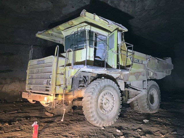 1987 Euclid R324LD Haul Truck (Inoperable)