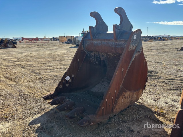 WBM 58 in Q/C Digging Excavator Bucket | Ritchie Bros. Auctioneers