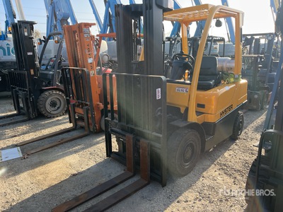 2015 Hyster H50FT 4650 lb Pneumatic Tire Forklift
