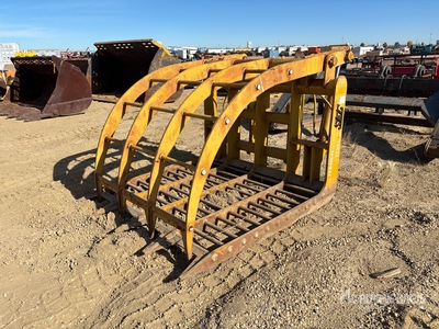SEC 72 in Q/C Wheel Loader Wood Fork - Fits IT24G/IT28G/930G
