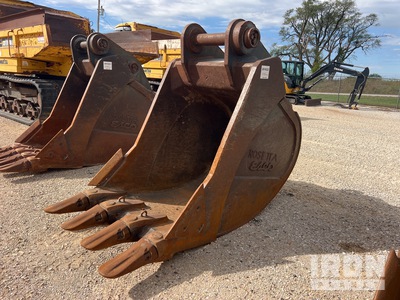 Esco  48 in Excavator Bucket - Fits Komatsu PC 600