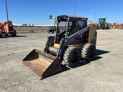 2007 Volvo MC110B を見 Skid-Steer Loader