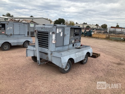 John R Hollingsworth A/M32A-86 72kW Generator Set