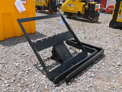 2025 GIYI 29 in Horquillas para Miniexcavadora (Sin Usar) / Mini Excavator Forks (Unused)