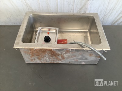 (4) Raceways, (1) Food Well, (3) Light Sets & Assorted Items