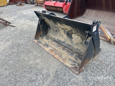 JCB 76 in Q/C Multipurpose Backhoe Loader Bucket