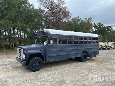 International 1700 Bus