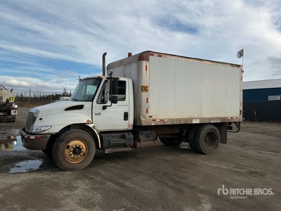 2003 International 4300 4x2 Pressure Washer Truck