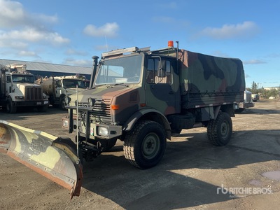 1999 Mercedes-Benz Unimog 435 4x4 Snow Plow Truck