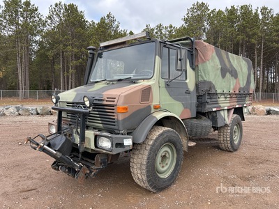 1999 Mercedes-Benz Unimog 435 4x4 Snow Plow Truck
