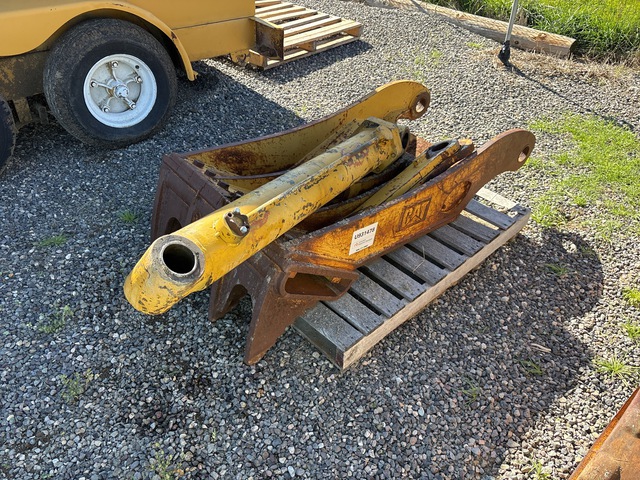 Cat Hydraulic Excavator Thumb - Fits Cat 300 Series