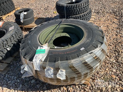 American Contractor 17.5-25 Tire w/Wheel