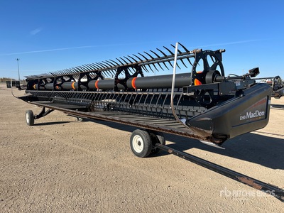 2008 MacDon D50 35 ft Draper Combine Header