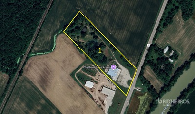 Chatham, ON CON 1 PT LOT 10 PT NE PT LOT 10 N HWY 2 9.56 +/- Acres on Title Propiedad comercial