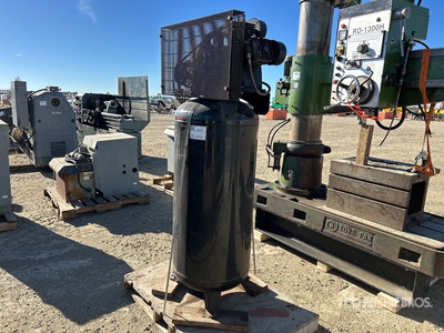 2012 Pal Manufacturing  18.5 cfm 60 Gallon Luftkompressor