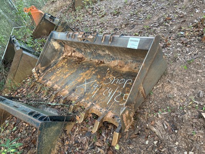 2024 Land Pride AP-HD80LLT Skid Steer Bucket