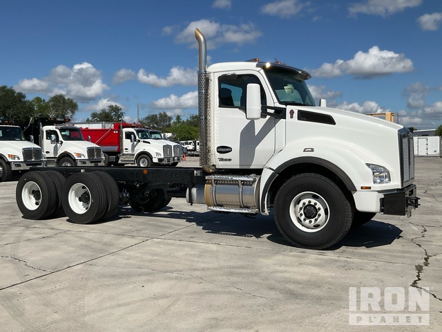 CAMIóN CHASIS 2023 KENWORTH T880
