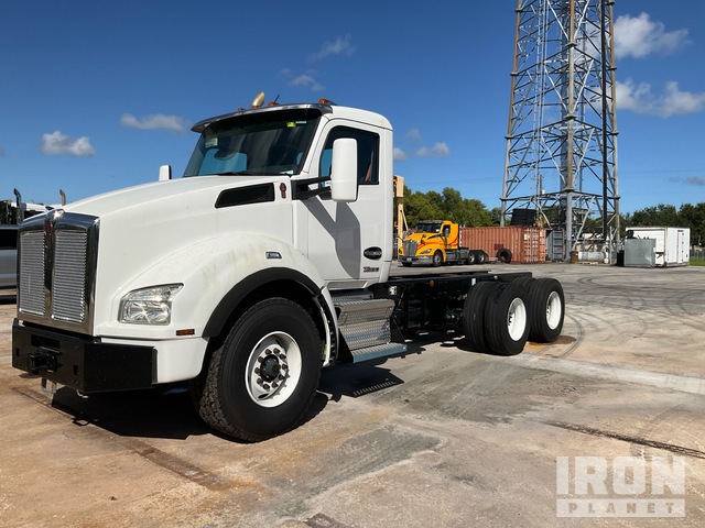 CAMIóN CHASIS 2023 KENWORTH T880